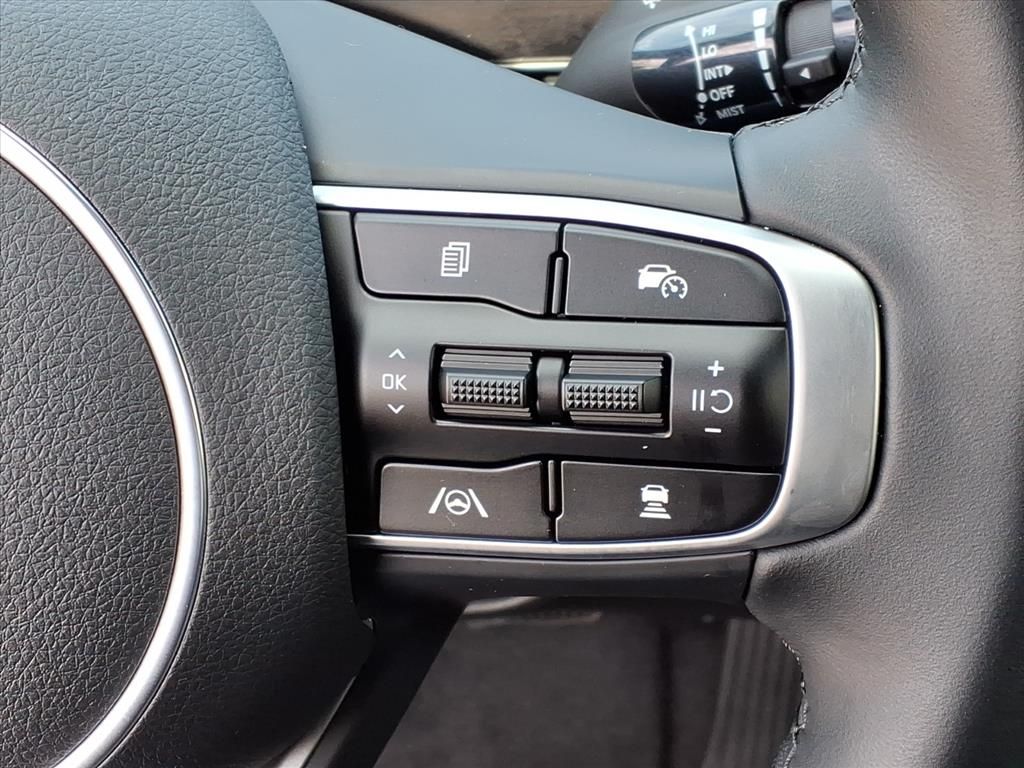 Thumbnail: 2025 Kia K5 - 21