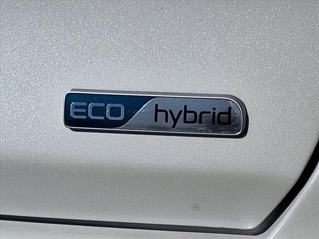 2022 Kia Niro LX 6