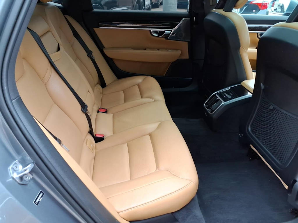 Thumbnail: 2018 Volvo S90 - 17