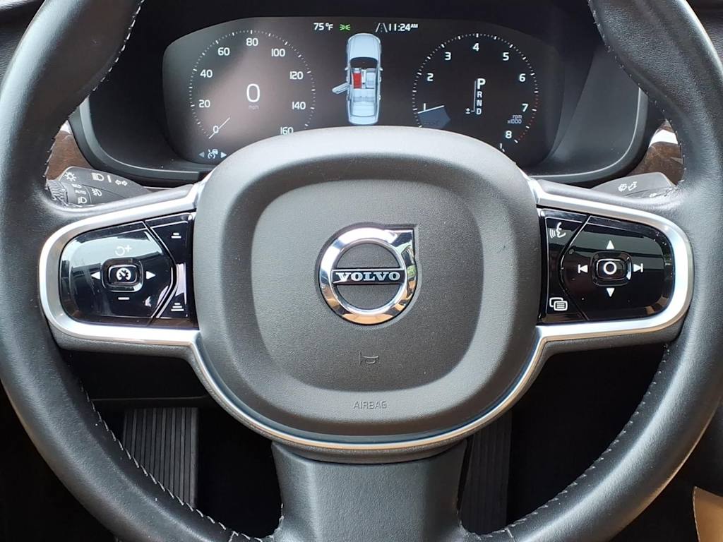 Thumbnail: 2018 Volvo S90 - 20