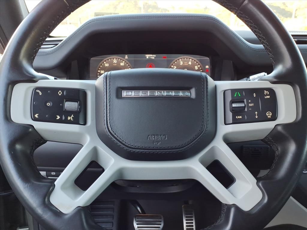 Thumbnail: 2020 Land Rover Defender - 7