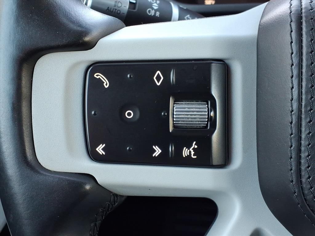 Thumbnail: 2020 Land Rover Defender - 20