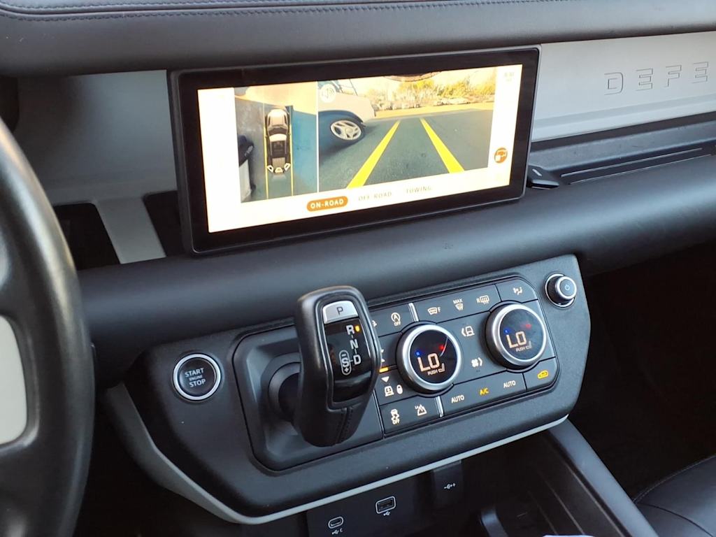 Thumbnail: 2020 Land Rover Defender - 22