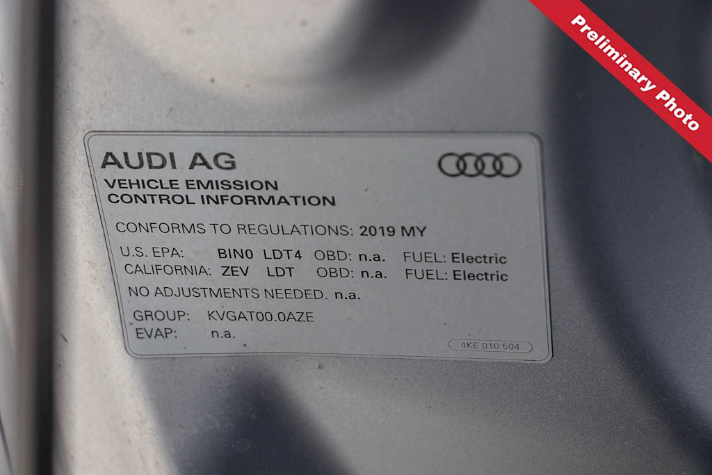 Thumbnail: 2019 Audi e-tron - 12