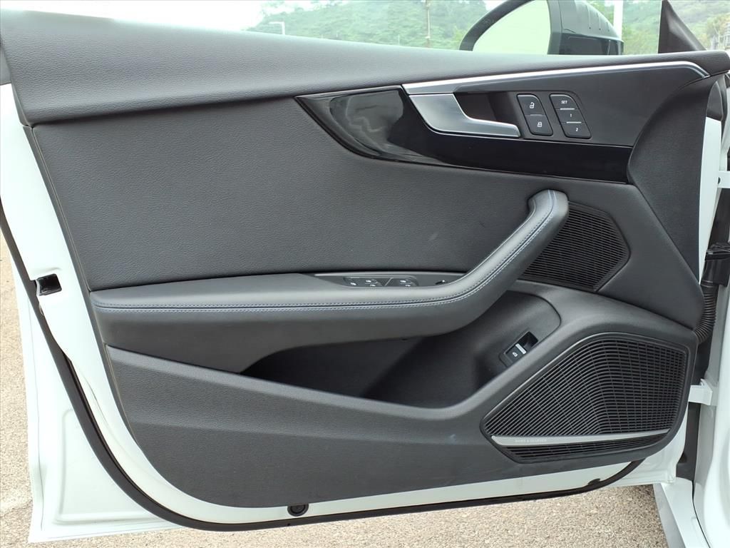 Thumbnail: 2019 Audi A5 - 17