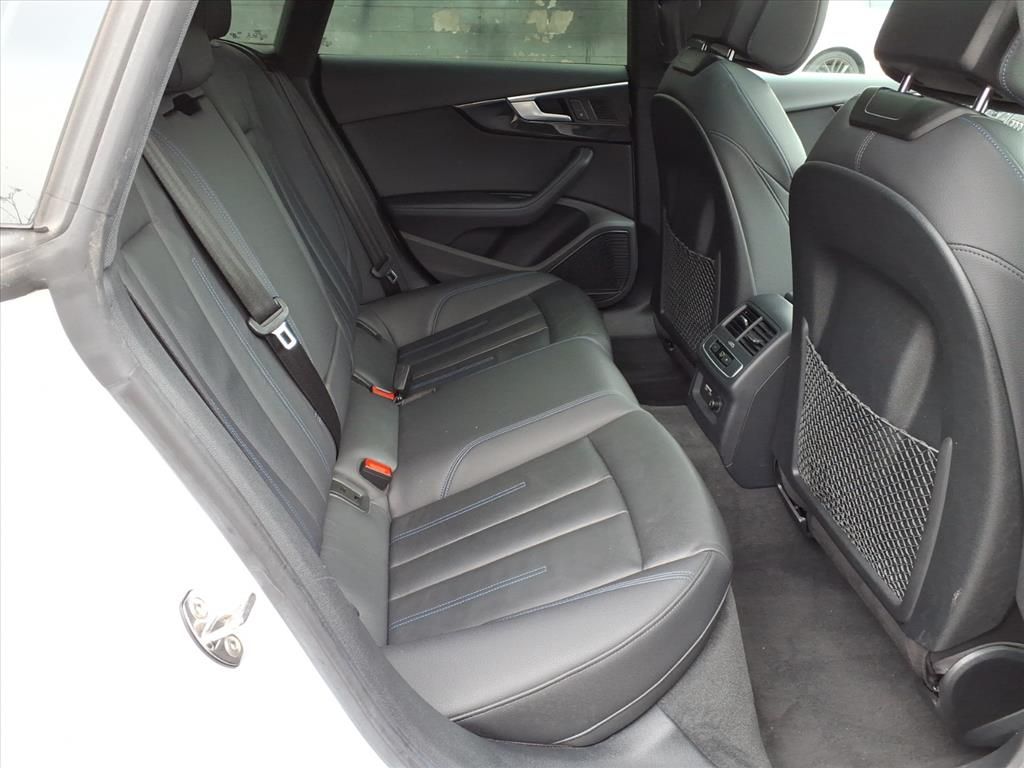 Thumbnail: 2019 Audi A5 - 16