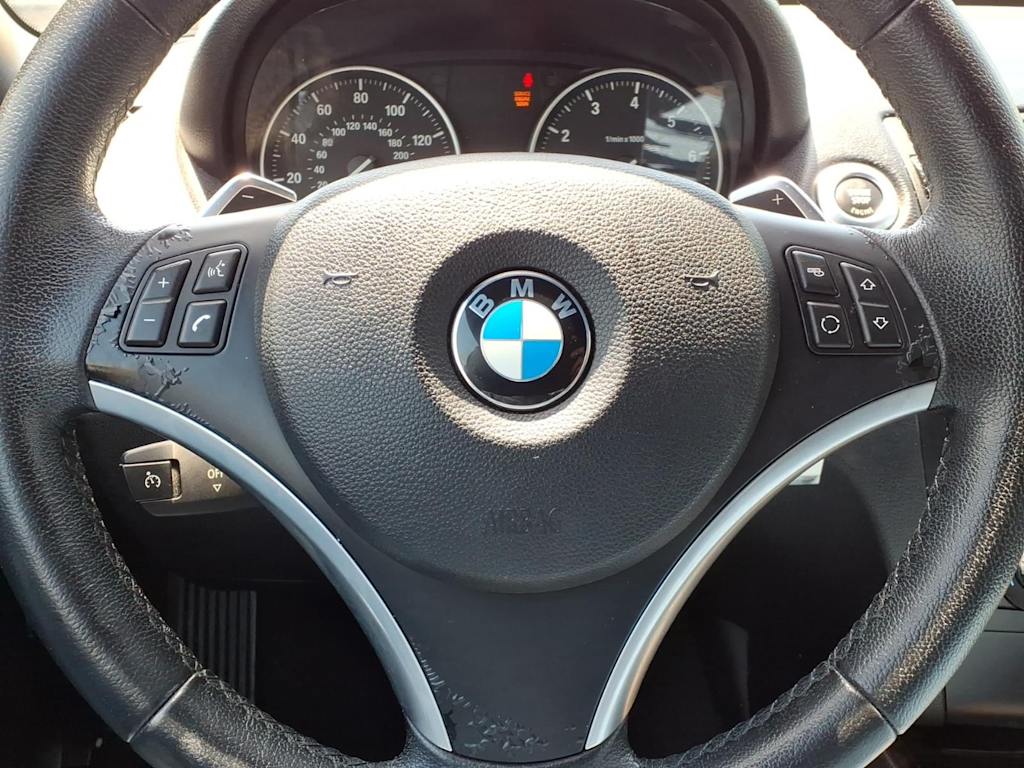 Thumbnail: 2011 BMW 1 Series - 20