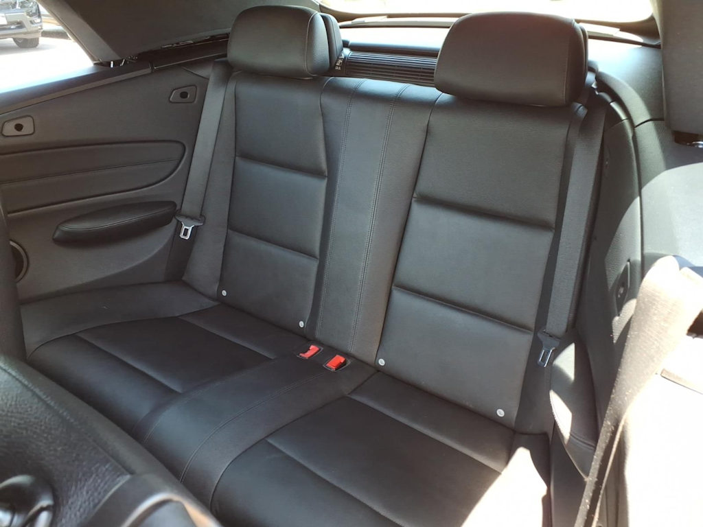 Thumbnail: 2011 BMW 1 Series - 8