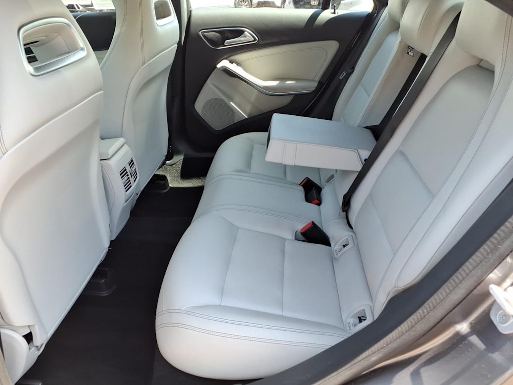Thumbnail: 2016 Mercedes-Benz CLA - 9