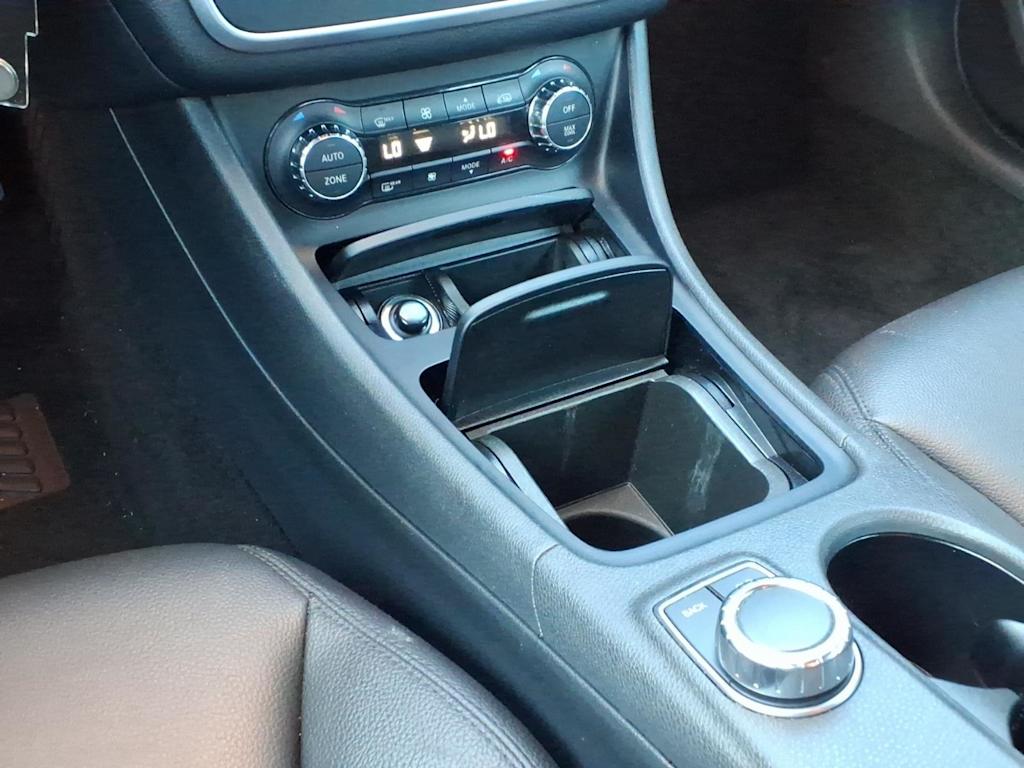 Thumbnail: 2014 Mercedes-Benz CLA - 11