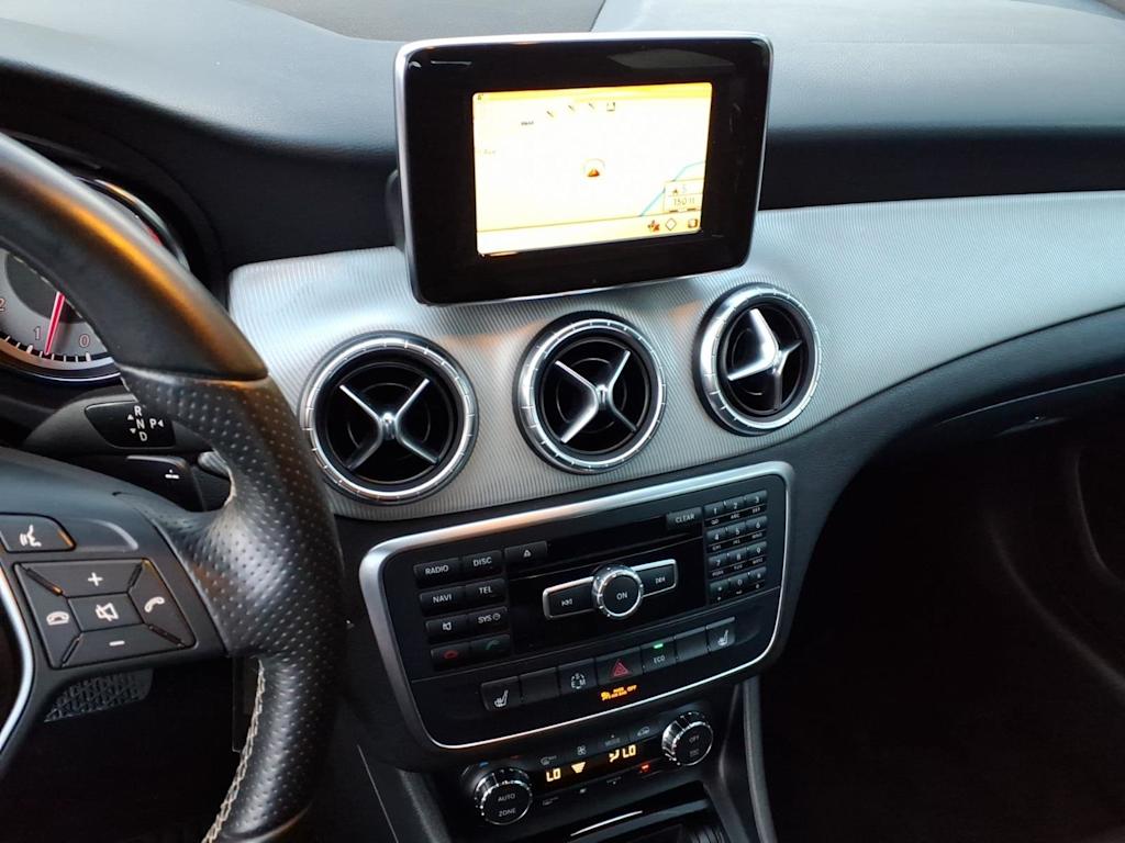 Thumbnail: 2014 Mercedes-Benz CLA - 10