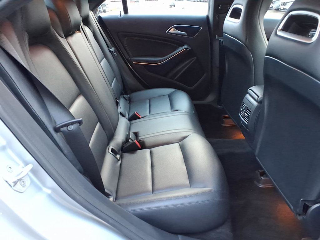 Thumbnail: 2014 Mercedes-Benz CLA - 17