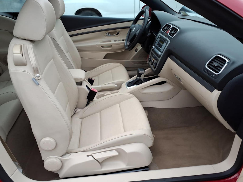 Thumbnail: 2008 Volkswagen Eos - 9