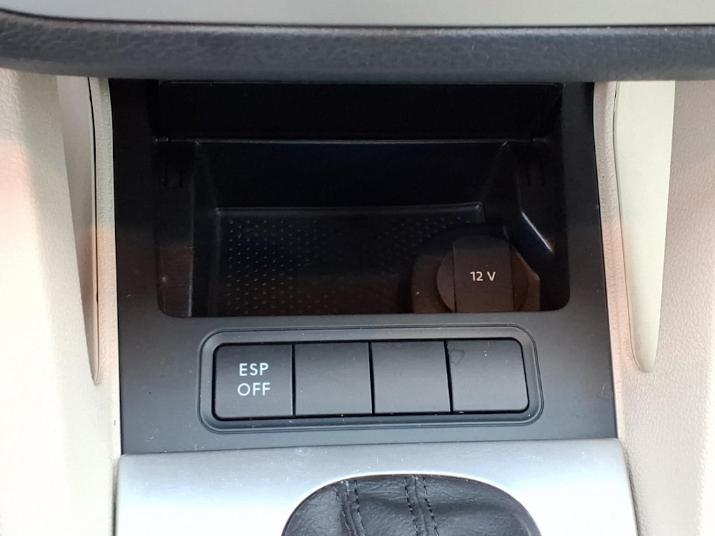 Thumbnail: 2008 Volkswagen Eos - 24