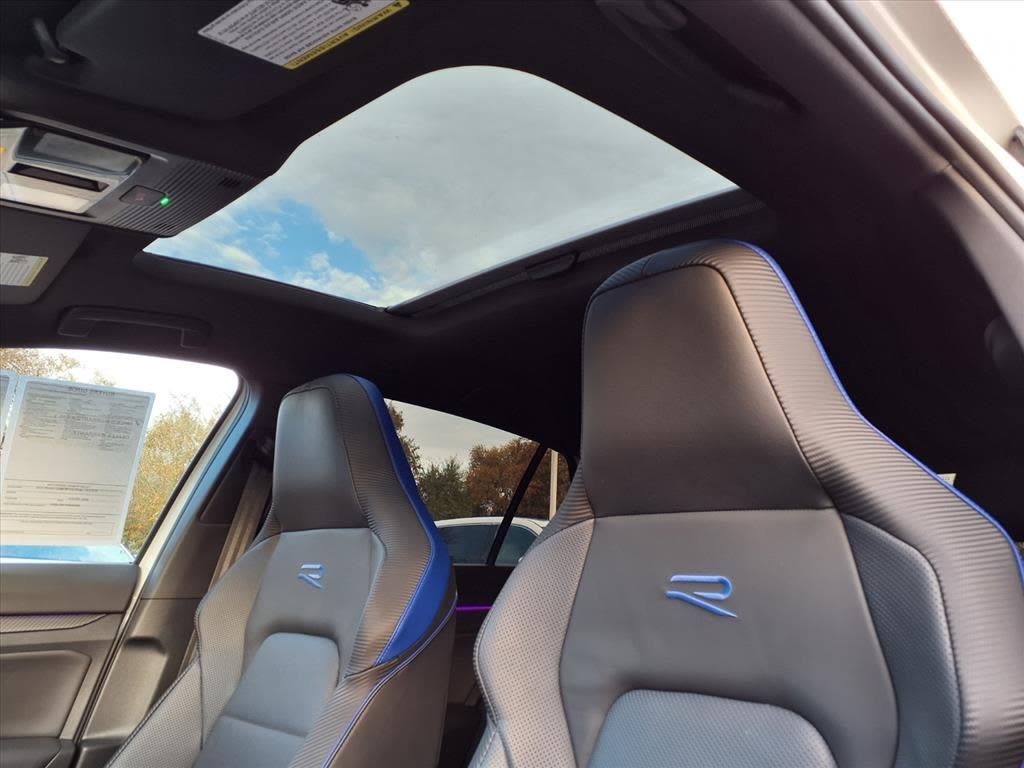 Thumbnail: 2024 Volkswagen Golf - 19