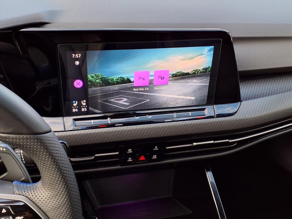 Thumbnail: 2024 Volkswagen Golf - 9