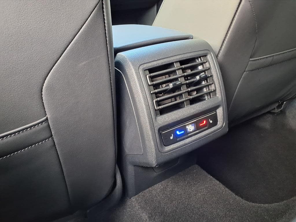 Thumbnail: 2024 Volkswagen Golf - 15