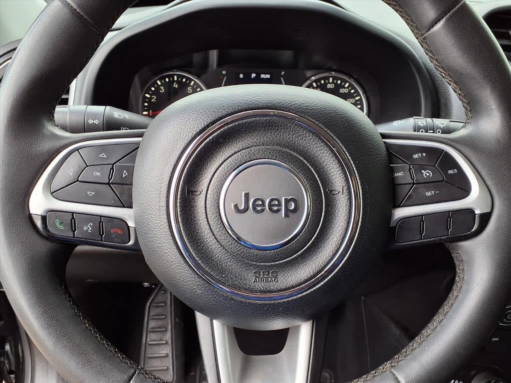 Thumbnail: 2018 Jeep Renegade - 19