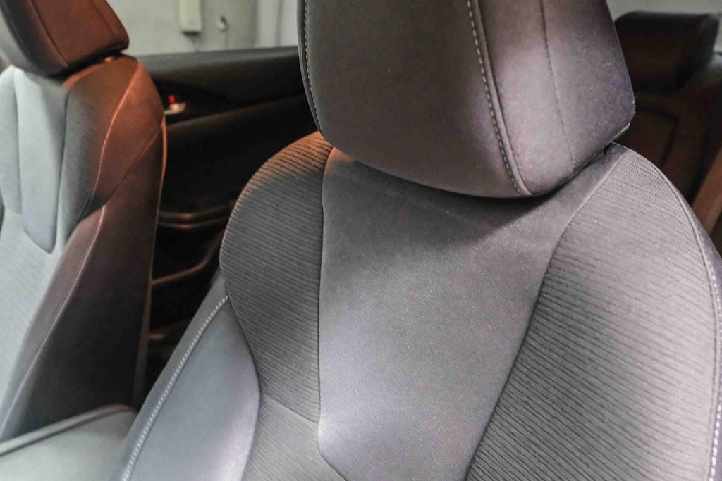 Thumbnail: 2019 Honda Insight - 26