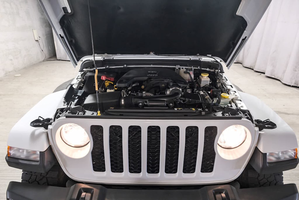 Thumbnail: 2021 Jeep Gladiator - 7