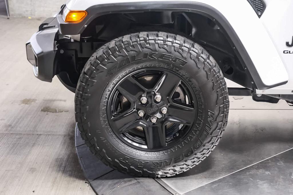 Thumbnail: 2021 Jeep Gladiator - 19