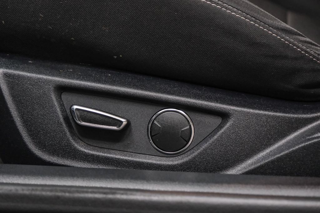 Thumbnail: 2015 Ford Mustang - 23
