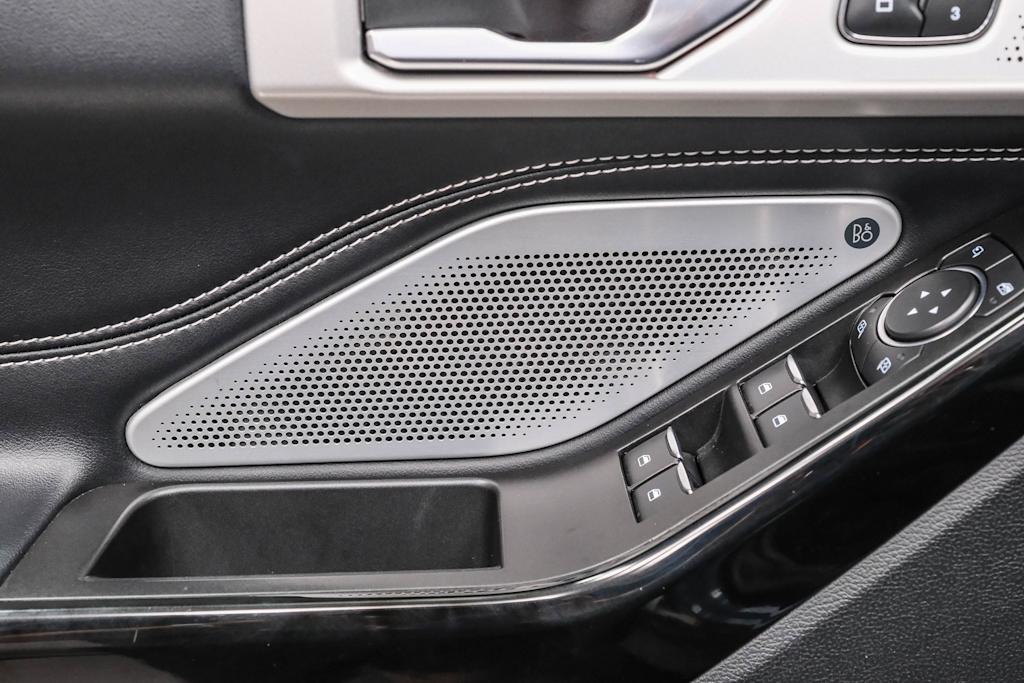 Thumbnail: 2021 Ford Explorer - 32