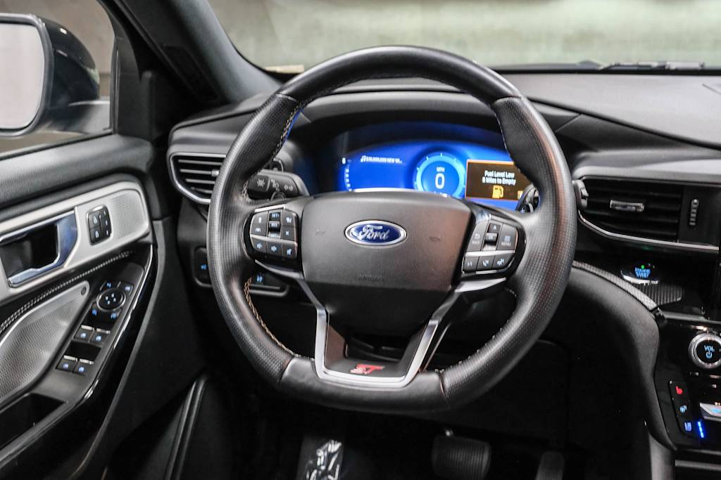 Thumbnail: 2021 Ford Explorer - 10