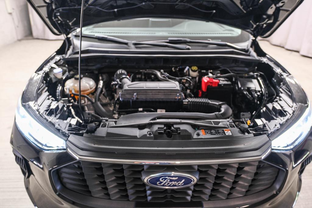 Thumbnail: 2024 Ford Escape - 9