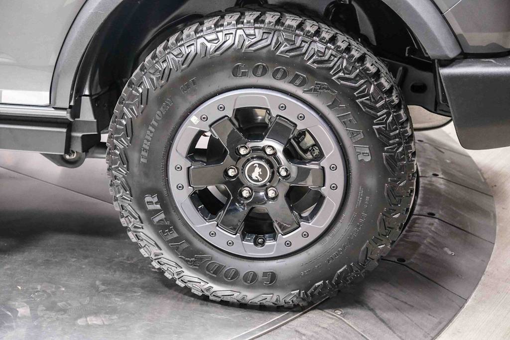 Thumbnail: 2023 Ford Bronco - 7