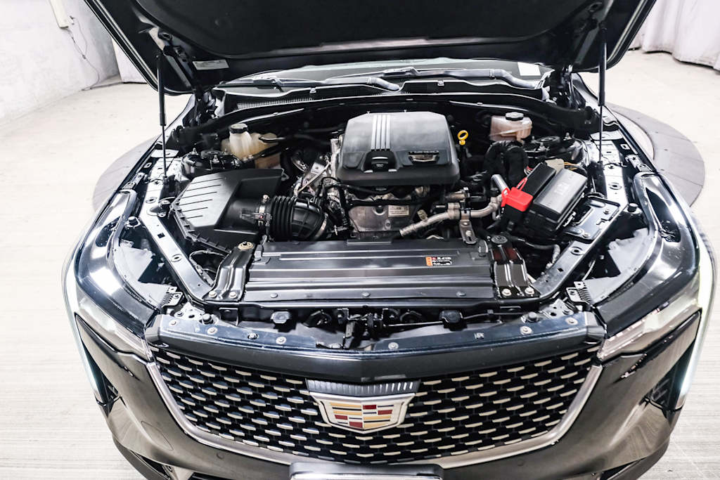 Thumbnail: 2023 Cadillac CT4 - 9