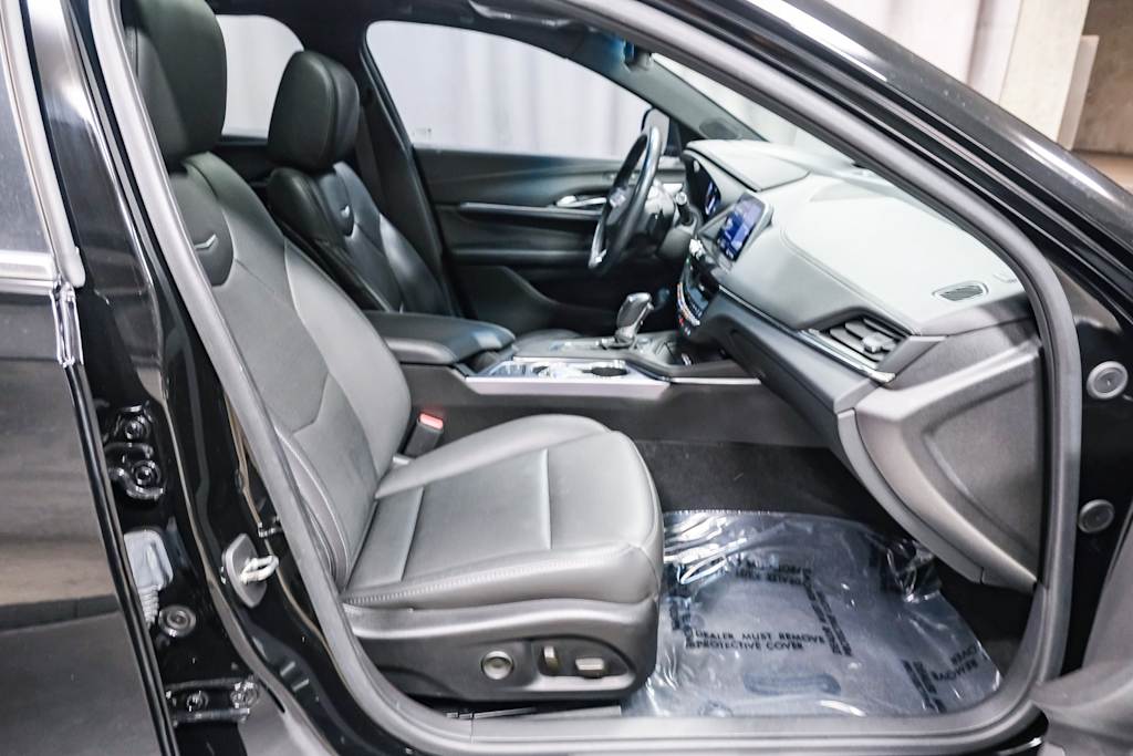 Thumbnail: 2023 Cadillac CT4 - 11