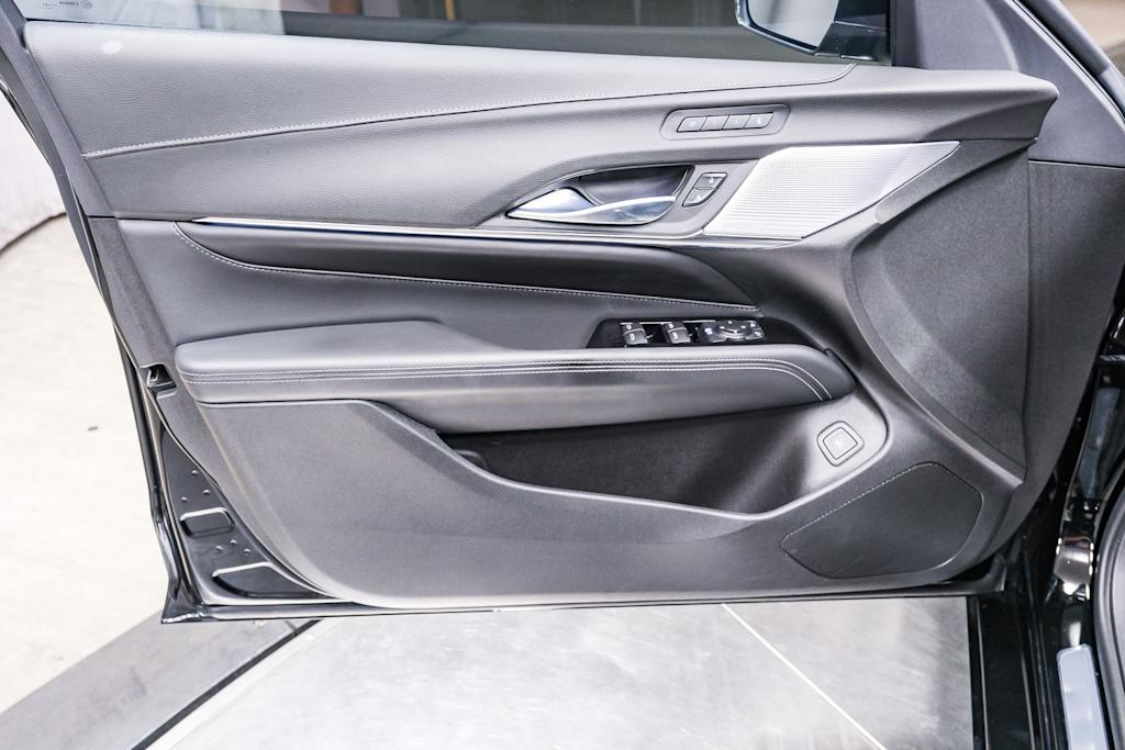 Thumbnail: 2023 Cadillac CT4 - 27