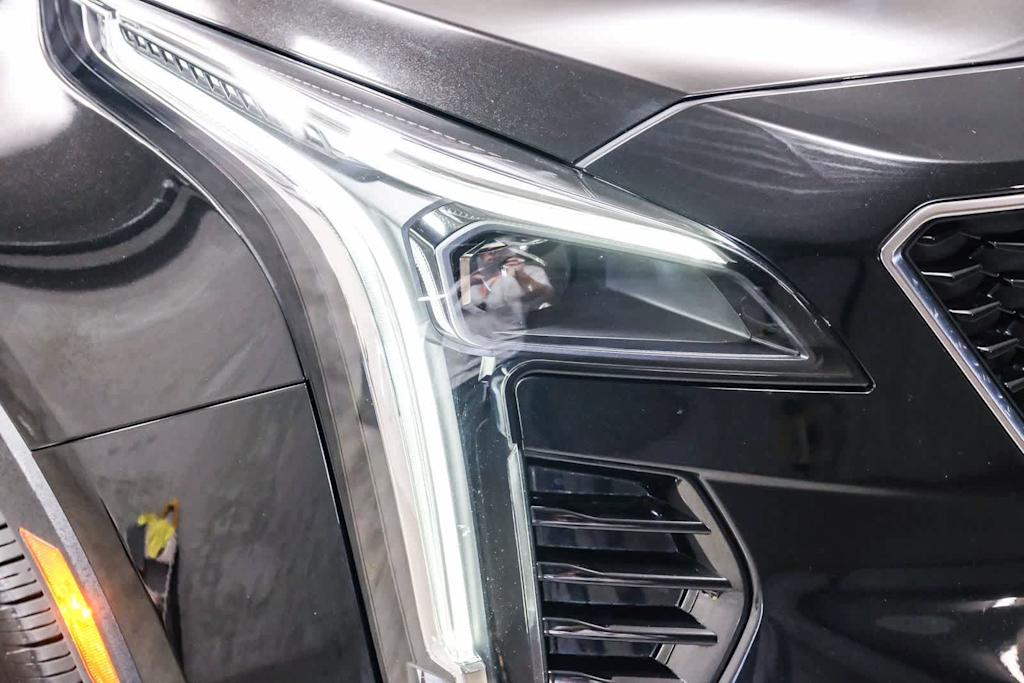 Thumbnail: 2023 Cadillac XT4 - 23