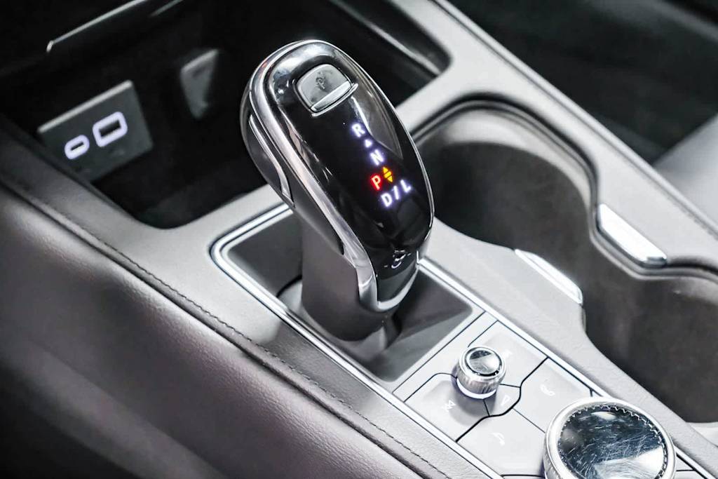 Thumbnail: 2023 Cadillac XT4 - 15