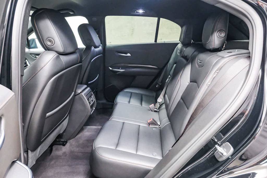 Thumbnail: 2023 Cadillac XT4 - 13