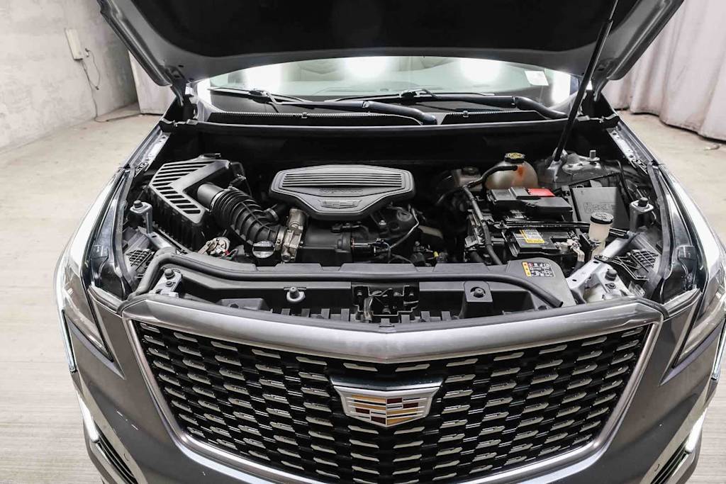 Thumbnail: 2022 Cadillac XT5 - 9
