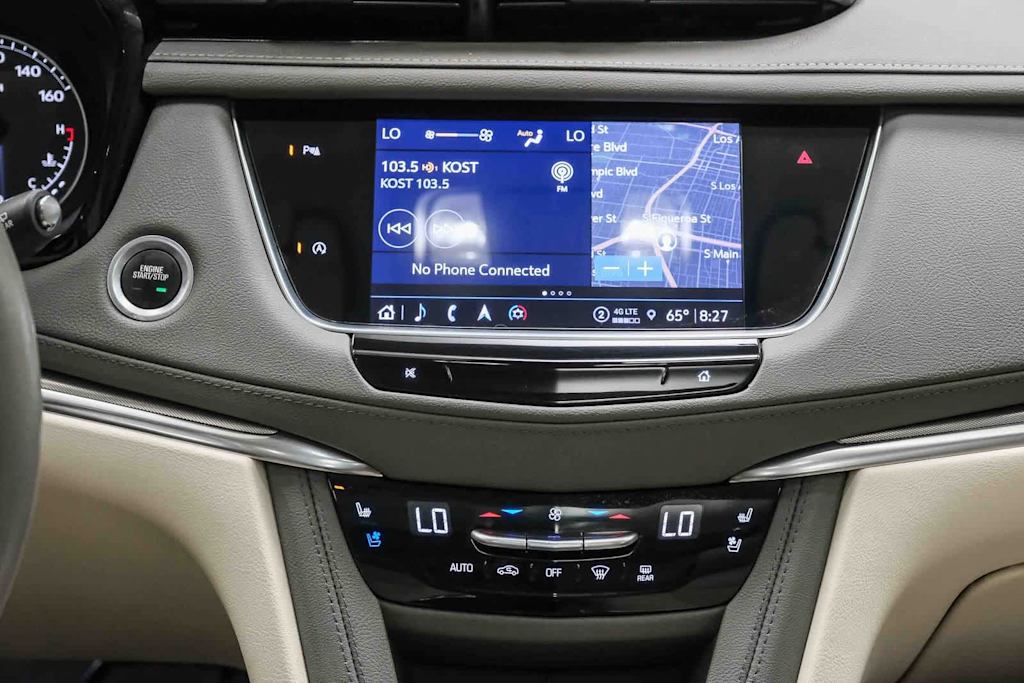 Thumbnail: 2022 Cadillac XT5 - 14