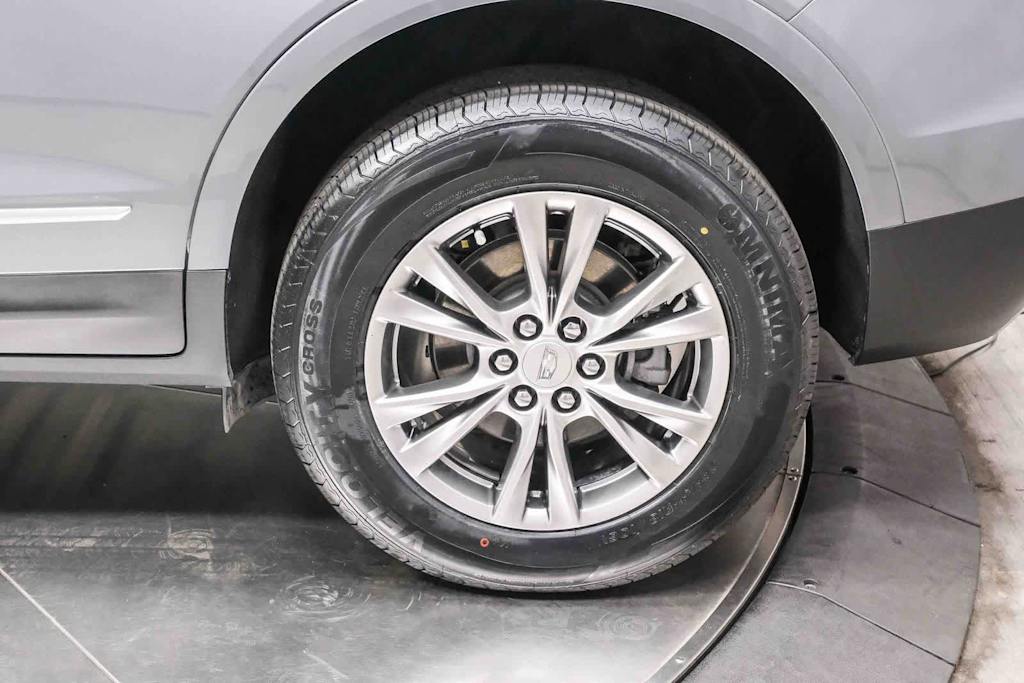 Thumbnail: 2022 Cadillac XT5 - 8