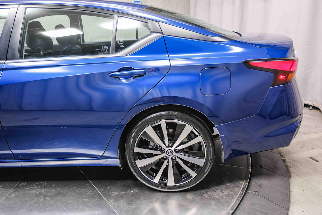 Thumbnail: 2022 Nissan Altima - 5