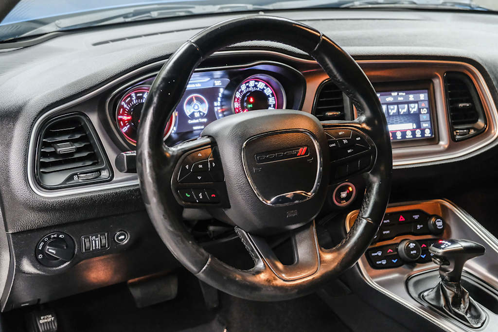 Thumbnail: 2021 Dodge Challenger - 9