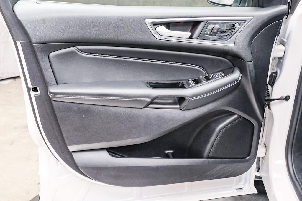 Thumbnail: 2019 Ford Edge - 29