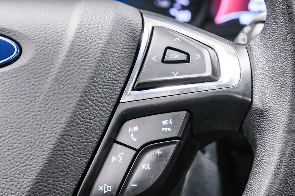 Thumbnail: 2019 Ford Edge - 26