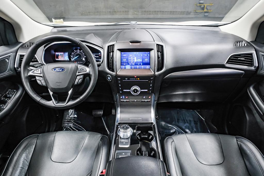 Thumbnail: 2019 Ford Edge - 2