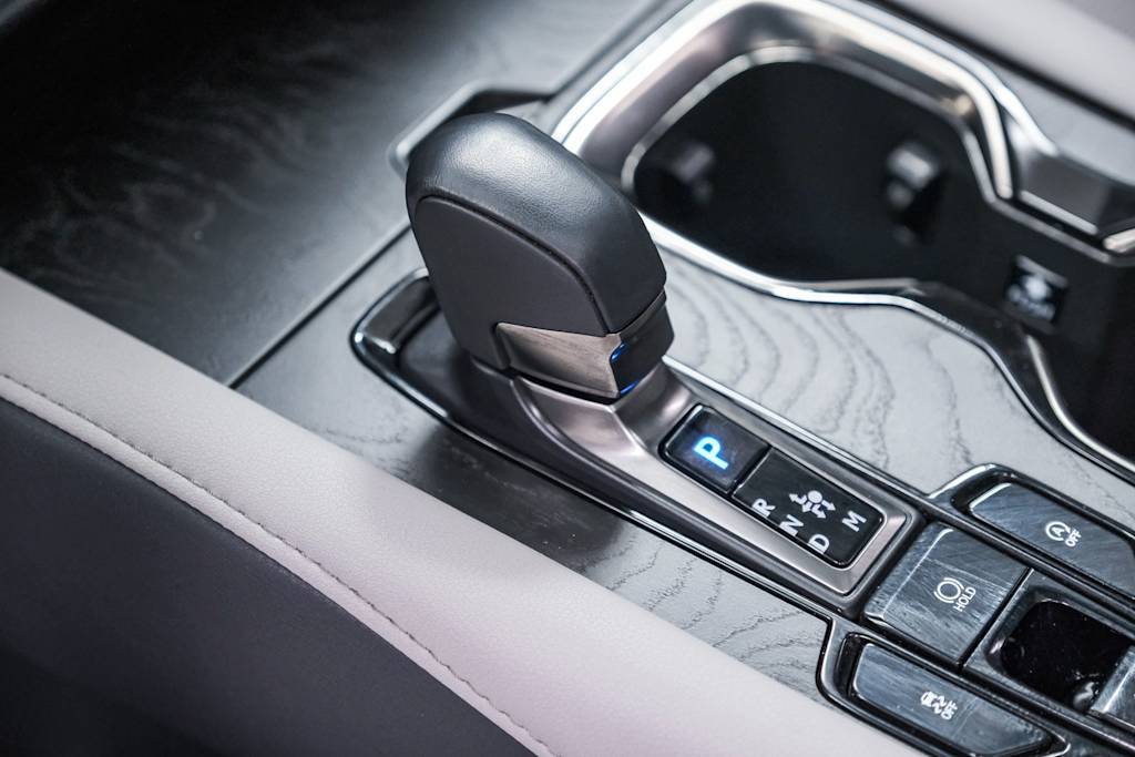 Thumbnail: 2024 Lexus RX - 15