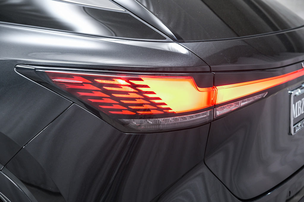 Thumbnail: 2024 Lexus RX - 21