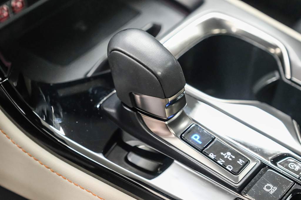 Thumbnail: 2024 Lexus ES - 13