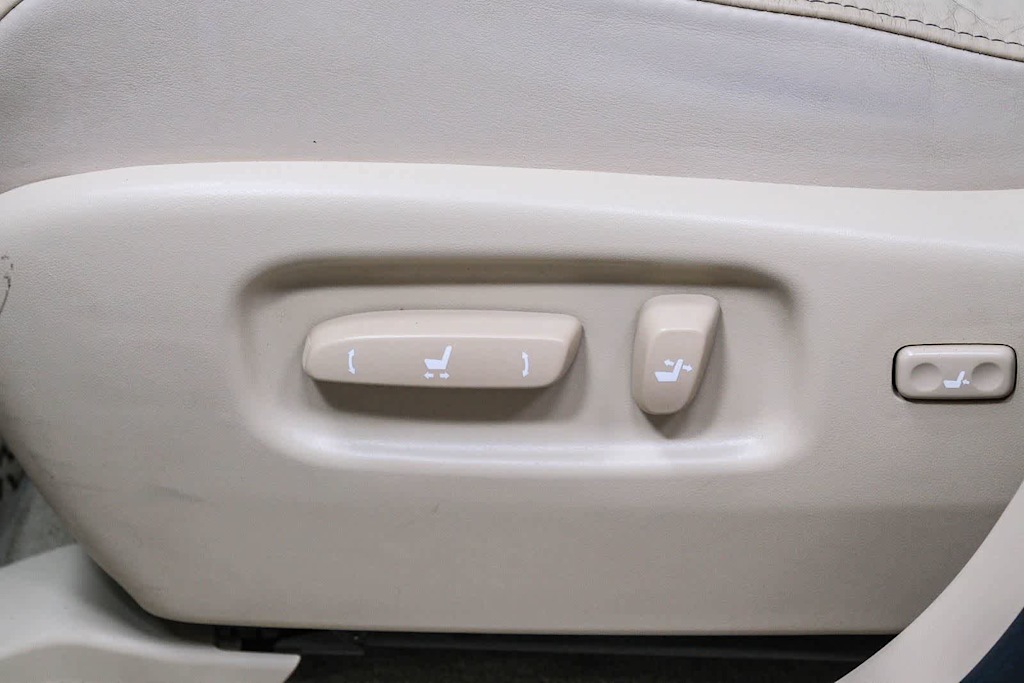 Thumbnail: 2015 Lexus RX - 28