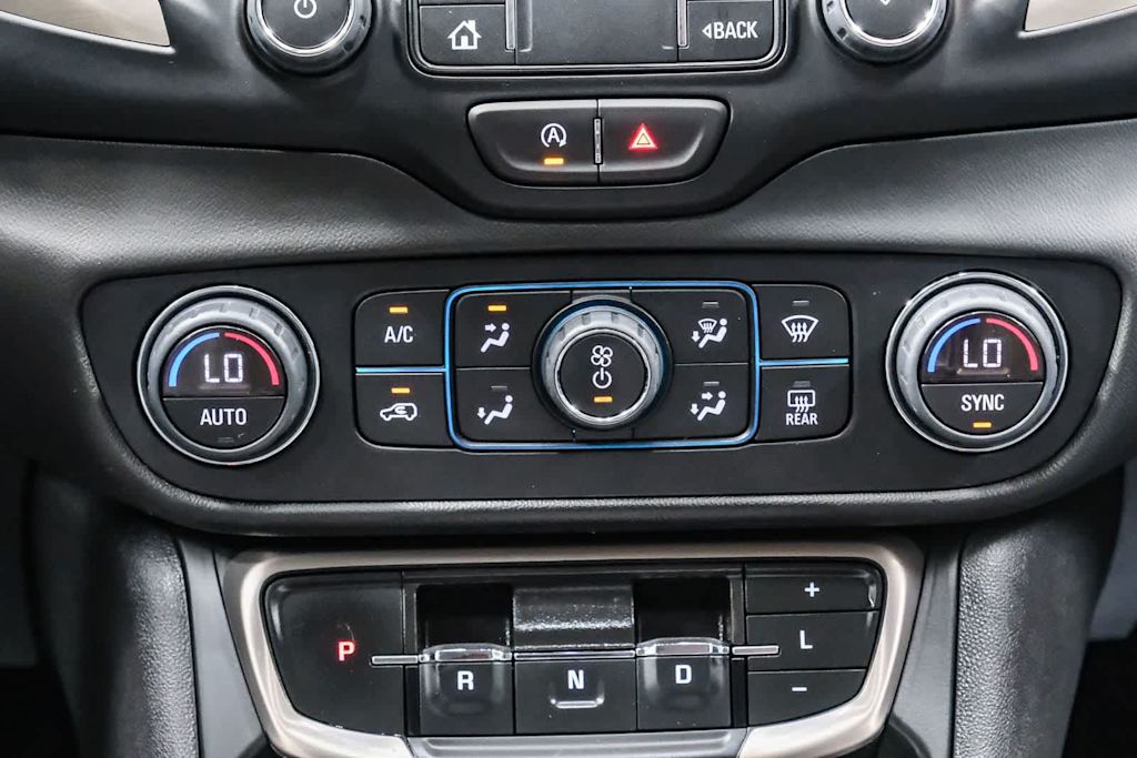 Thumbnail: 2022 GMC Terrain - 24