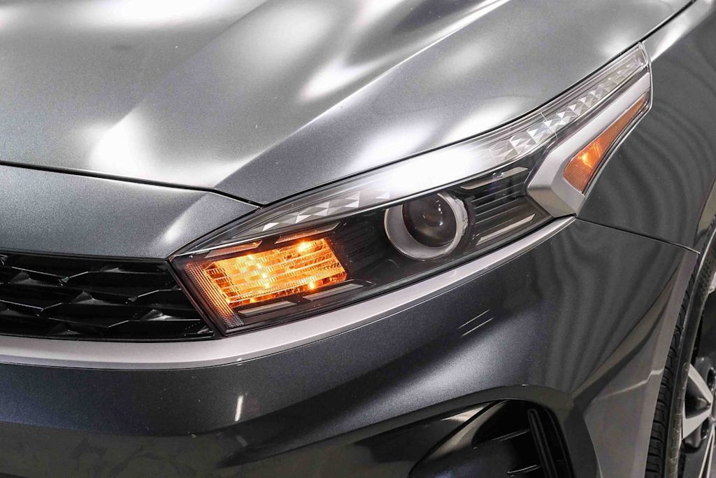 Thumbnail: 2024 Kia Forte - 22